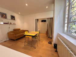 Location appartement meubléParis 75010
