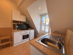 Location appartement meubléParis 75018