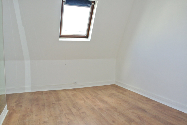 Location Appartement  1 pi�ce (studio) - 16.32m� 75008 Paris