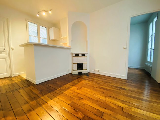 Location Appartement  2 pices - 26.03m 75009 Paris
