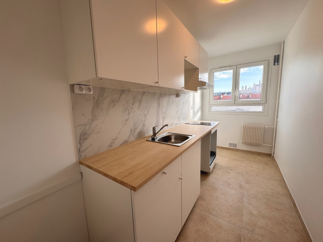 Location Appartement  2 pi�ces - 50m� 75011 Paris