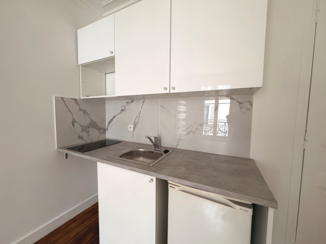 Location Appartement  1 pice (studio) - 14.94m 75011 Paris