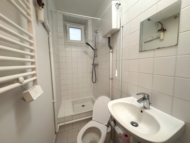 Location Appartement  1 pice (studio) - 14.94m 75011 Paris
