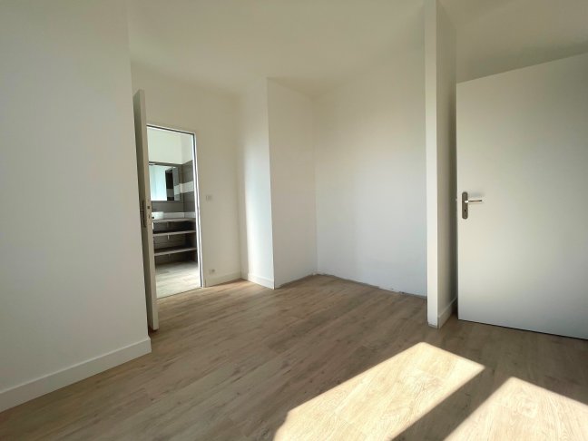 Location Appartement  5 pi�ces - 115.41m� 44380 Pornichet