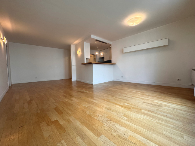 Location Appartement  3 pi�ces - 73.65m� 75013 Paris