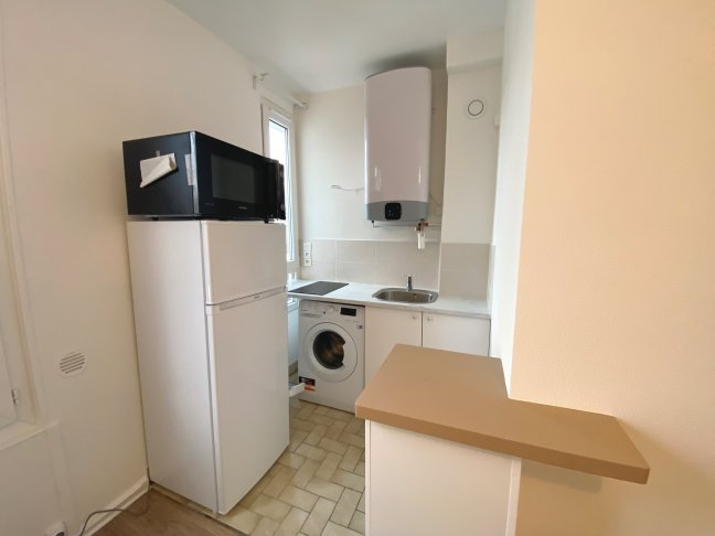 Location Appartement meubl 2 pices - 26.63m 75018 Paris
