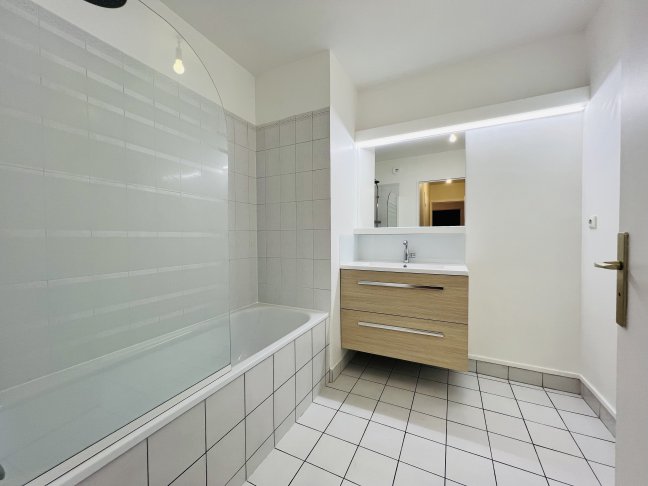 Location Appartement  2 pi�ces - 52.2m� 93220 Gagny