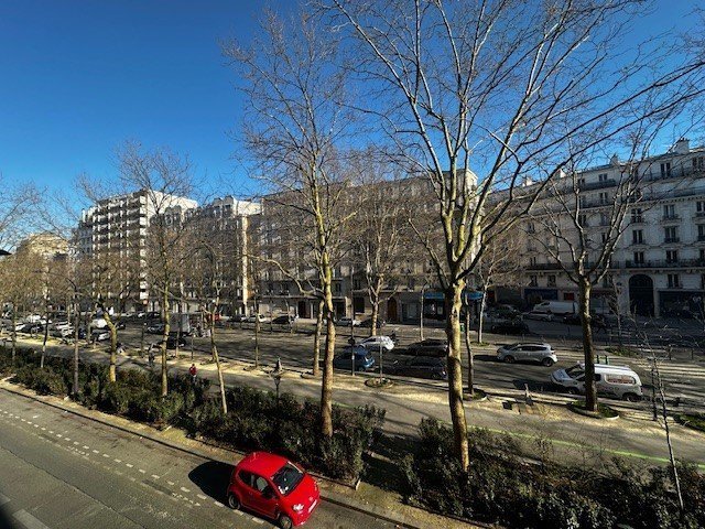 Vente Appartement  3 pices - 66.1m 75011 Paris