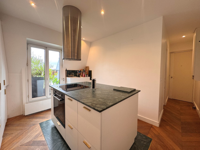 Location Appartement meubl 2 pices - 45m 75018 Paris