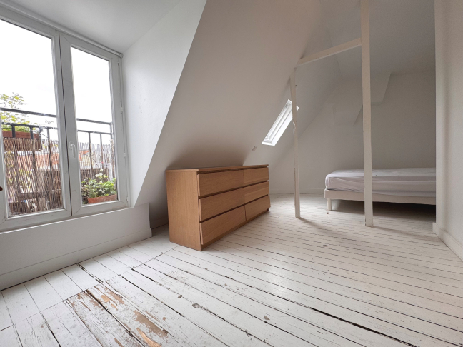 Location Appartement meubl 2 pices - 45m 75018 Paris