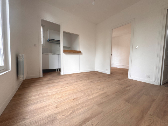 Location Appartement  2 pices - 30m 94200 Ivry-sur-seine