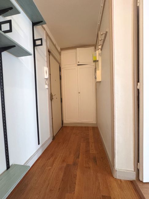 Location Appartement  2 pices - 48m 75011 Paris