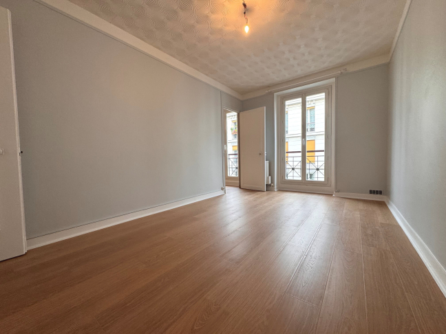 Location Appartement  2 pices - 48m 75011 Paris