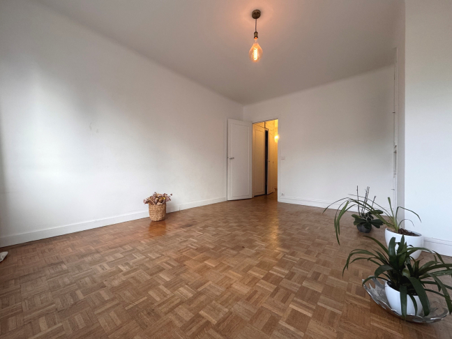 Location Appartement 2 pièces - 51.41m² 75016 Paris