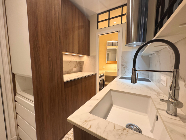 Location Appartement meublé 2 pièces - 32m² 75007 Paris