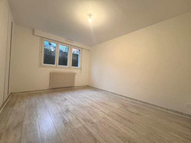 Location Appartement  3 pi�ces - 60m� 93100 Montreuil