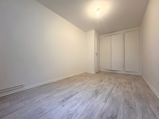 Location Appartement  3 pi�ces - 60m� 93100 Montreuil