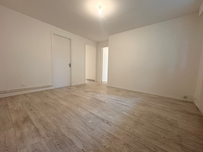 Location Appartement  3 pi�ces - 60m� 93100 Montreuil