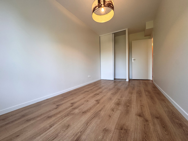 Location Appartement  4 pices - 79.01m 92140 Clamart