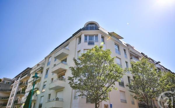 Location Appartement  2 pices - 48.5m 92120 Montrouge