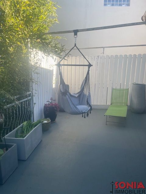 Vente Maison  6 pi�ces - 97m� 94120 Fontenay-sous-bois