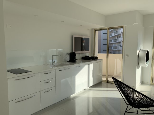 Vente Appartement  1 pice (studio) - 31.95m 06400 Cannes