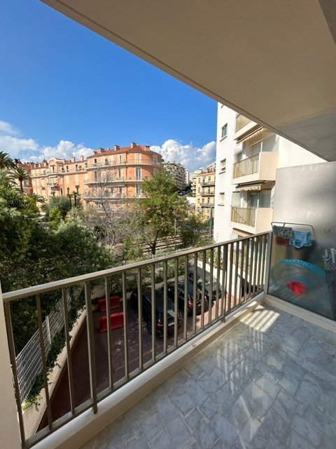 Location Appartement meubl 1 pice (studio) - 24m 06400 Cannes