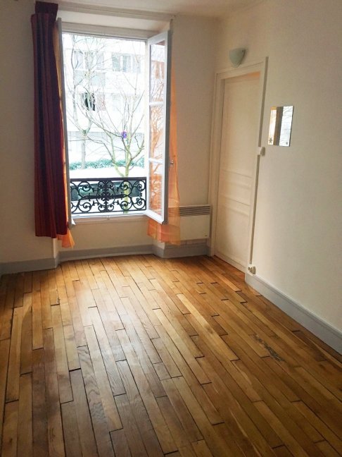 Location Appartement  - 45m 75019 Paris