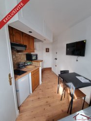 Location appartement meubléParis 75008