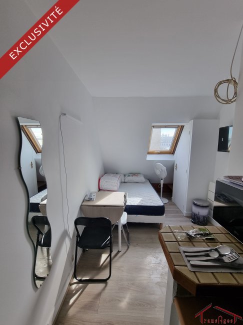 Location Appartement meublé 1 pièce (studio) - 10.1m² 75008 Paris
