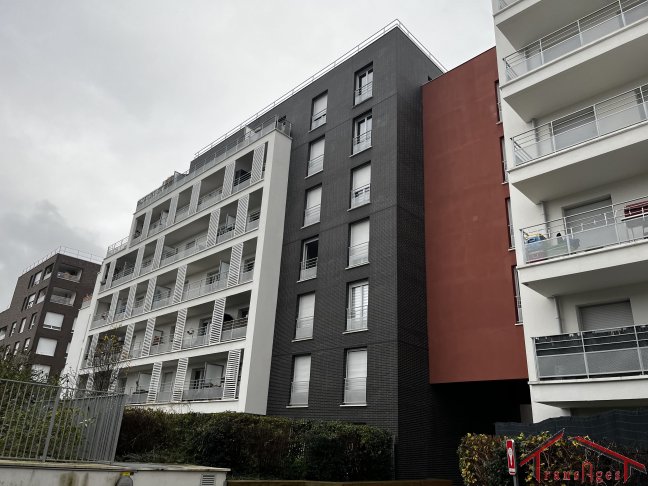 Vente Appartement  2 pices - 39.69m 93230 Romainville