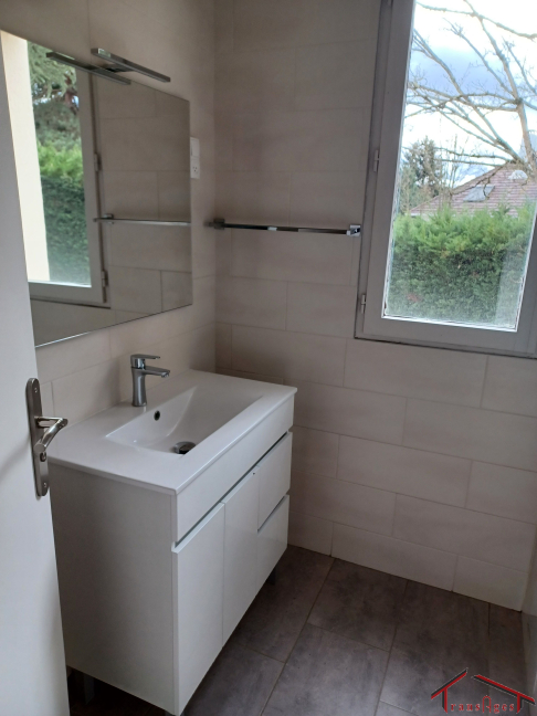 Location Appartement  3 pi�ces - 65.6m� 91430 Igny