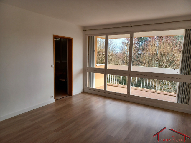 Location Appartement  3 pi�ces - 65.6m� 91430 Igny