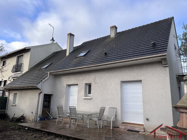 Vente Maison  6 pi�ces - 132m� 78390 Bois-d'arcy