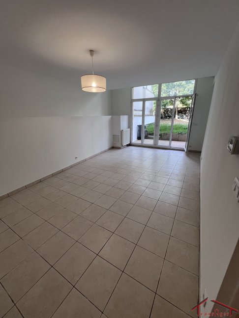Location Appartement  3 pi�ces - 80m� 91430 Igny