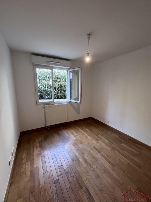 Location Appartement  3 pi�ces - 80m� 91430 Igny