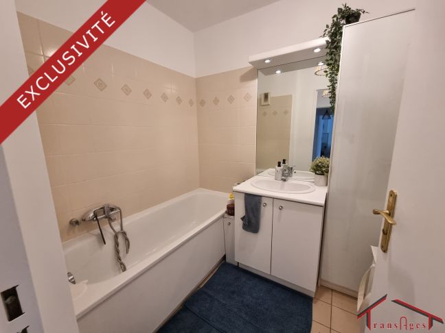 Location Appartement 3 pièces - 61m² 92400 Courbevoie