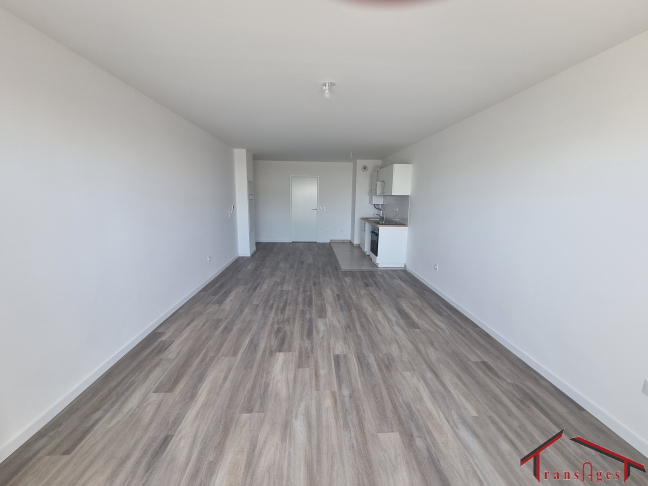 Location Appartement  3 pi�ces - 67m� 77160 Provins