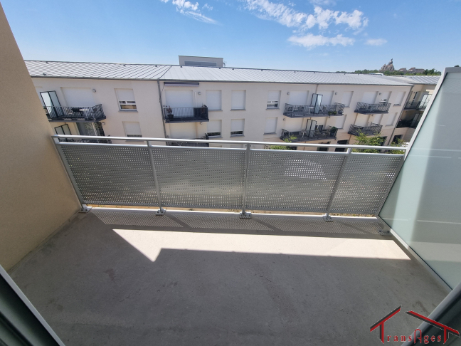 Location Appartement  3 pi�ces - 67m� 77160 Provins