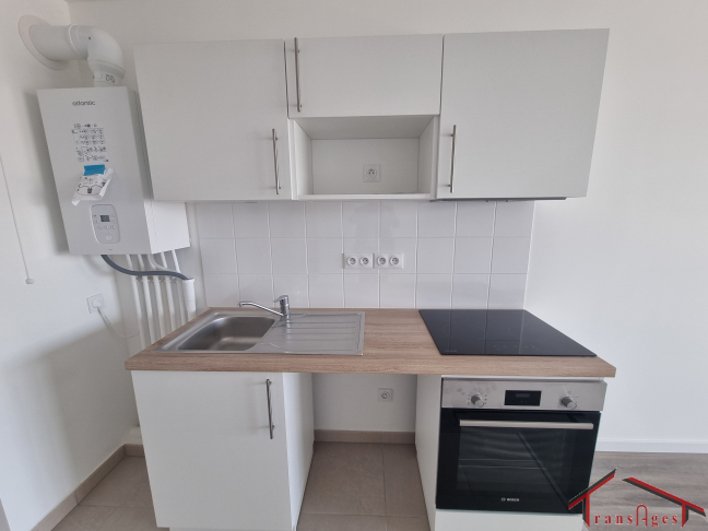 Location Appartement  3 pi�ces - 67m� 77160 Provins