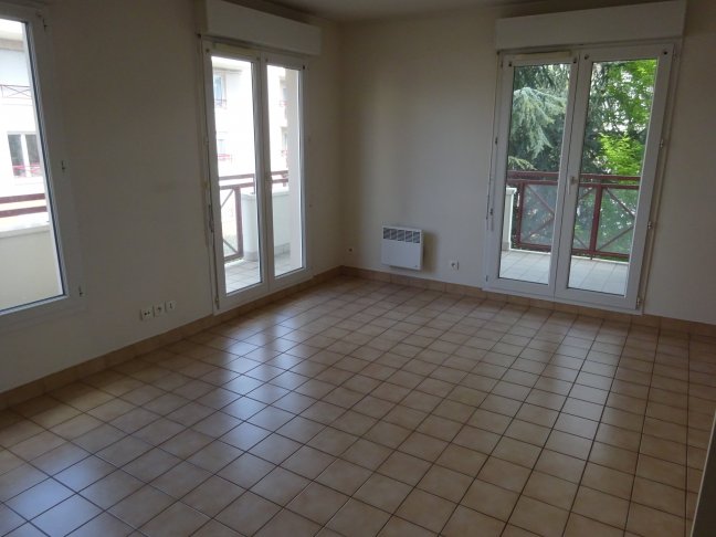 Location Appartement  2 pices - 53.23m  Massy