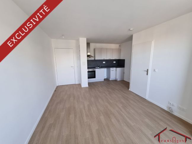 Location Appartement  2 pi�ces - 37.7m� 77000 Melun