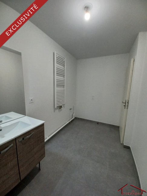 Location Appartement 3 pièces - 65.84m² 38130 Echirolles