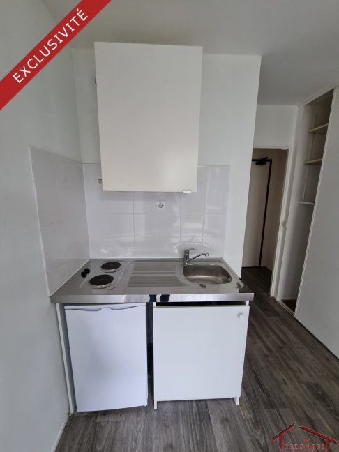 Location Appartement 1 pièce (studio) - 17.41m² 93200 Saint-denis
