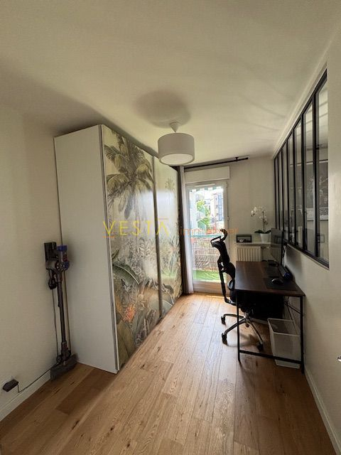 Vente Appartement  4 pices - 71m 93100 Montreuil