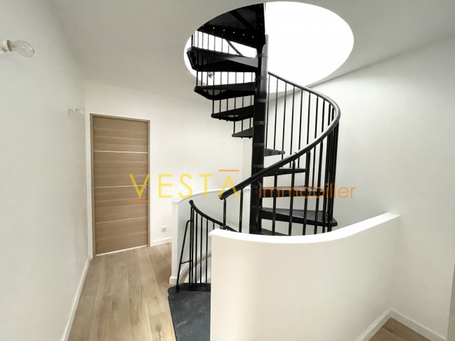 Vente Maison  5 pices - 140m 93100 Montreuil