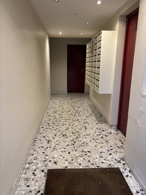 Vente Appartement  1 pice (studio) - 24m 93100 Montreuil