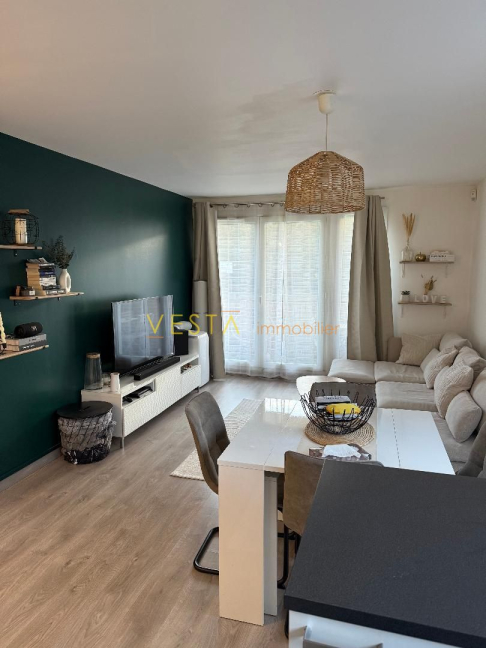 Location Appartement  2 pices - 42.09m 93100 Montreuil