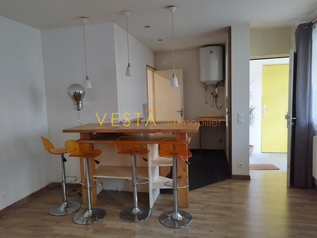 Vente Bureau  5 pices - 172m 93100 Montreuil