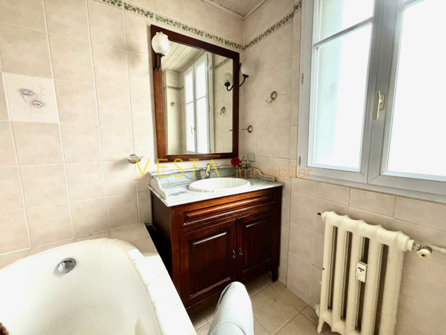 Vente Appartement 3 pièces - 75m² 93100 Montreuil